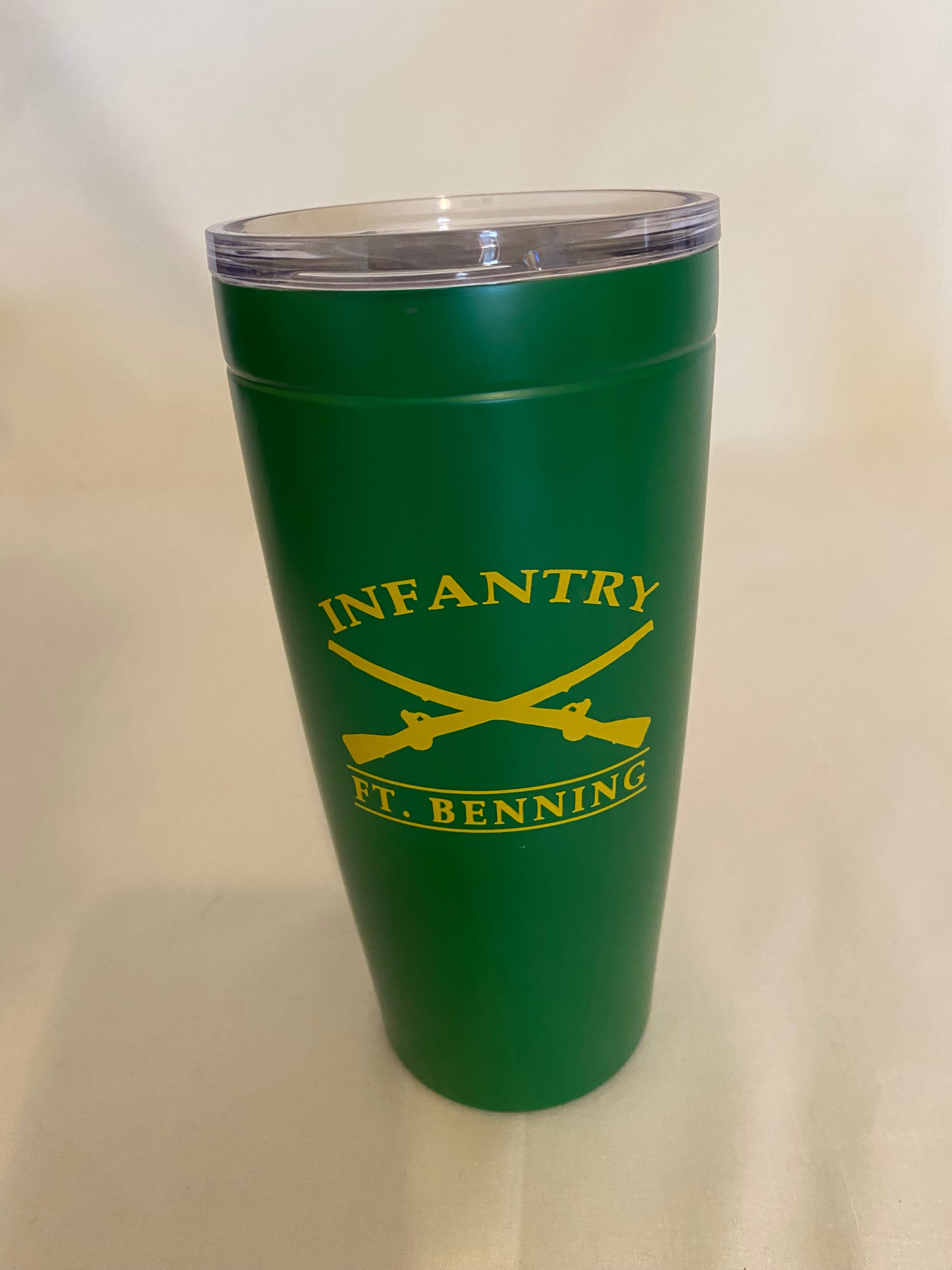 20 Oz. FT. BENNING INFANTRY- HOOAHWEAR travel cup-Matte Green/ Gold - Ranger Rags